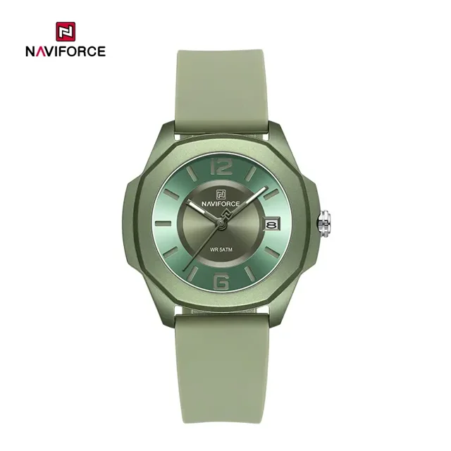 سبز پسته ای